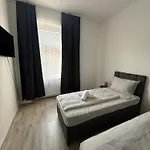Frohnhausen 2 Apartman *